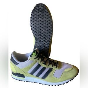 ADIDAS ZX 700 Low Profile Fluorescent Green Black White Sneaker Mens Size 12 ECU